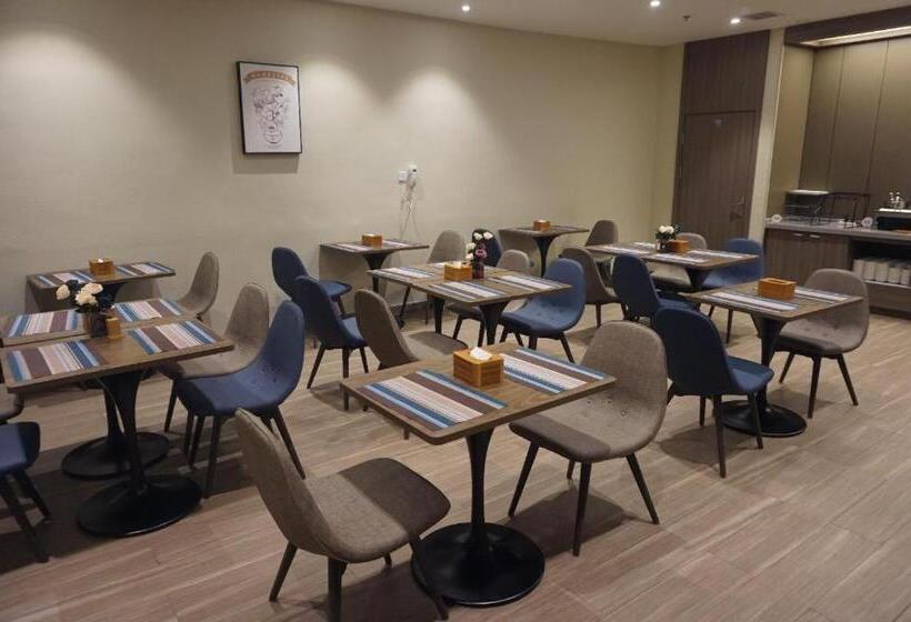 Hanting Hotel Xingtai Ningjin County Bus Station