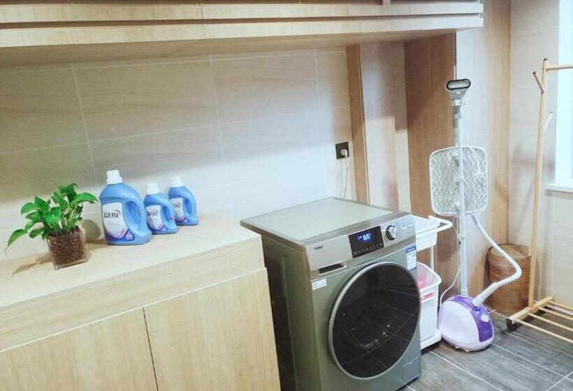 Hanting Premium Hotel Youjia Xianyang Qindu Wanda Plaza