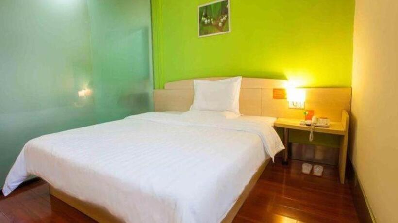 Отель 7 Days Inn Jixian County Baowei Road