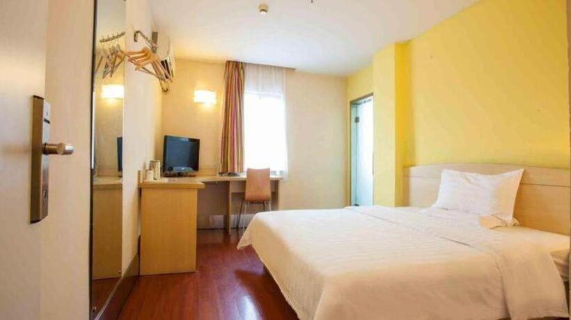 Отель 7 Days Inn Jixian County Baowei Road