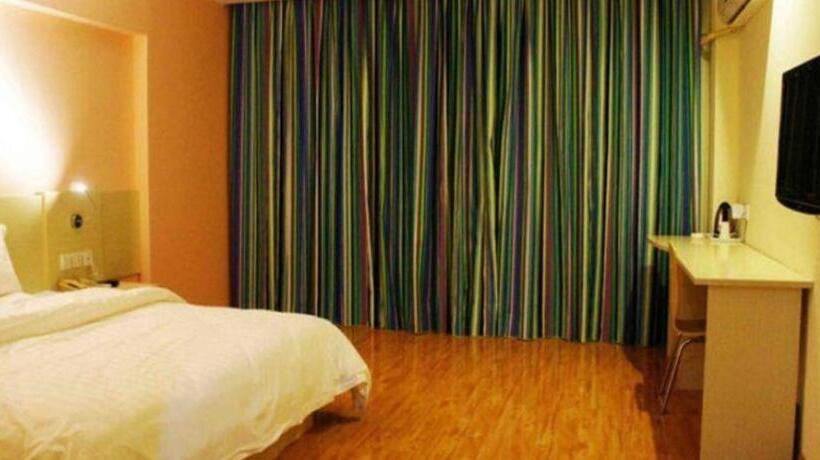 בית מלון כפרי 7 Days Inn Turpan Shanshan Kumtag Desert