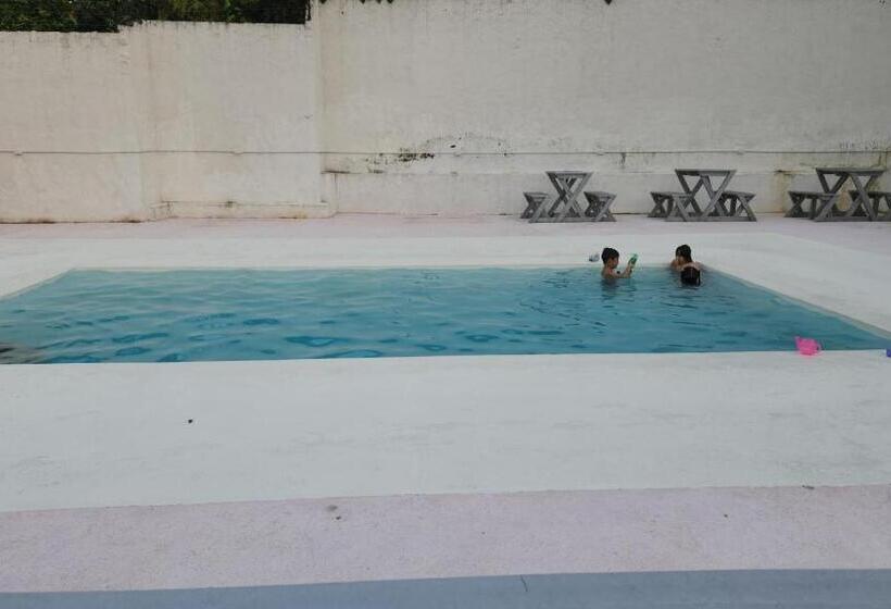 בית מלון כפרי Berna