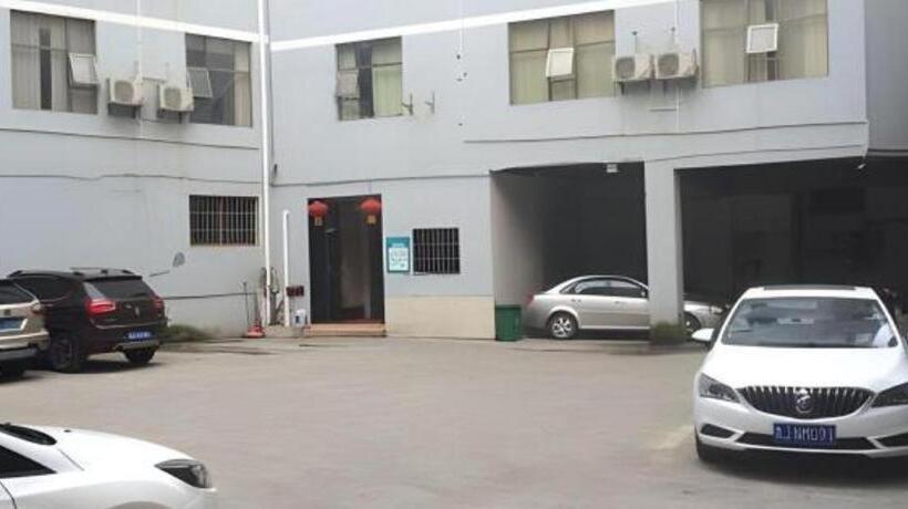 ホテル City Comfort Inn Bijie Mayuan