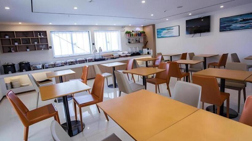 Отель City Comfort Inn Fuyang Hongqi Middle School Erlijing Night Market