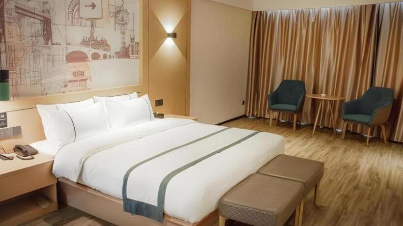 בית מלון כפרי City Comfort Inn Luoyang Yanshi Baima Temple