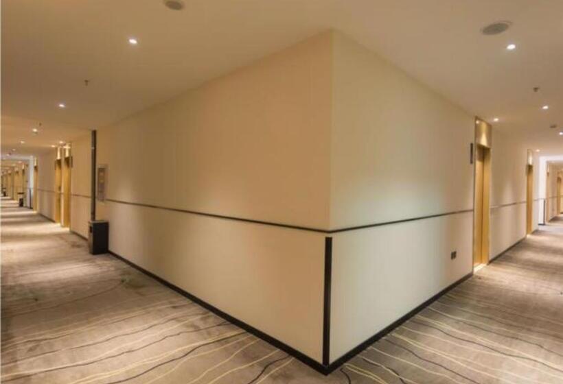 Отель City Comfort Inn Nanchang Gaoxin Avenue Metro Station Aixi Lake