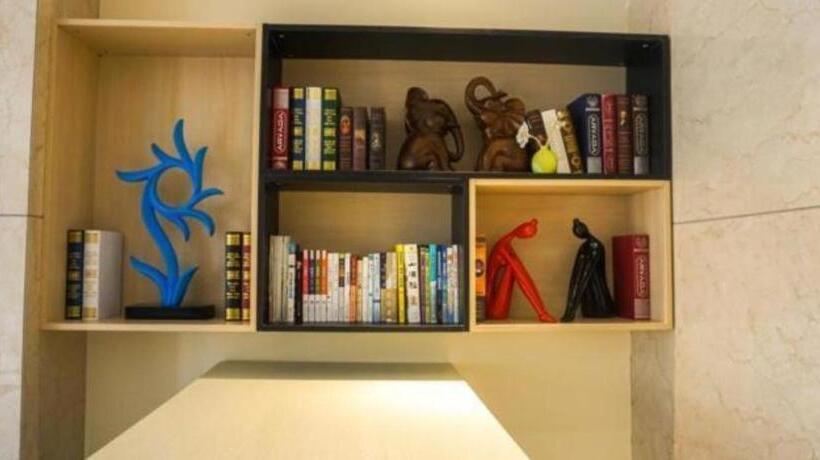 هتل City Comfort Inn Shijiazhuang Zhonghua Street 2nd Hospital North Courtyard