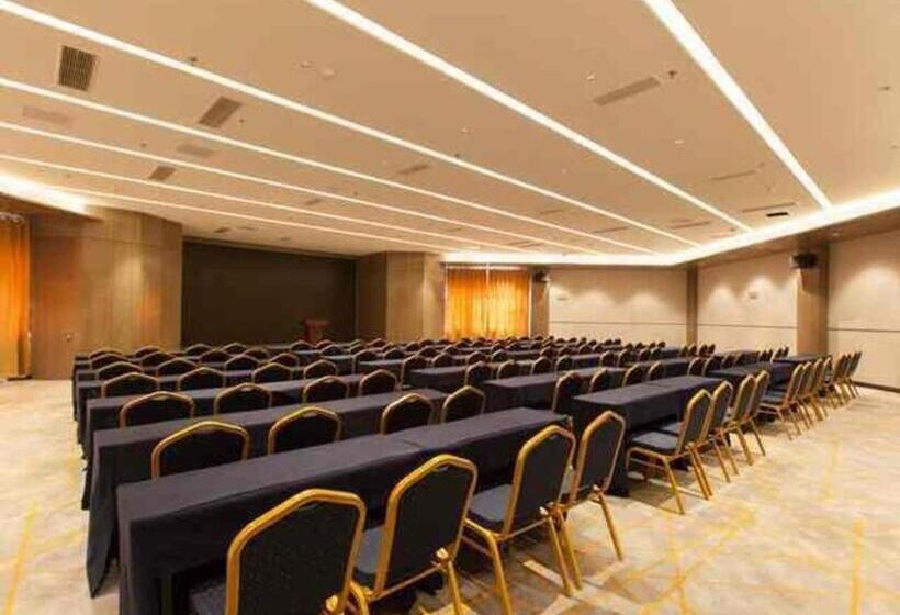 Отель City Comfort Inn Tai An Taishan Tianwai Village Hongmen