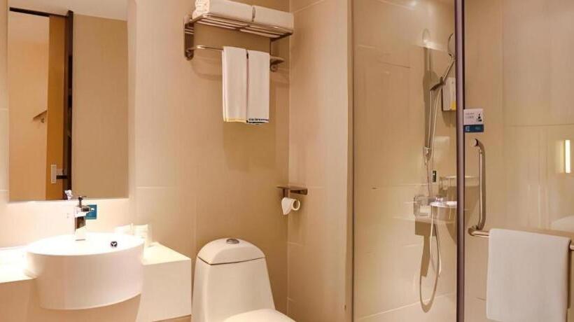 호텔 City Comfort Inn Xinyu Railway Station Walking Street