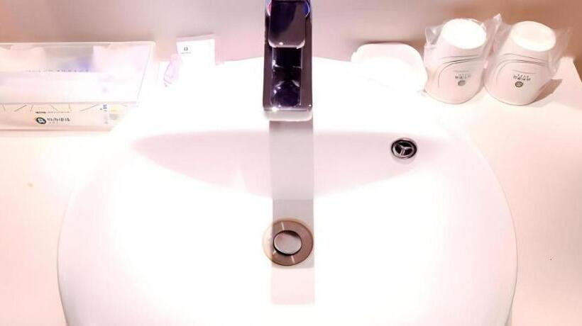 호텔 City Comfort Inn Xinyu Railway Station Walking Street