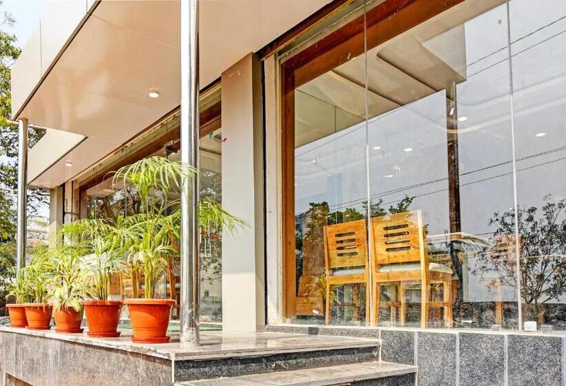 Hotel Collection O Hi5 Elysian Premium