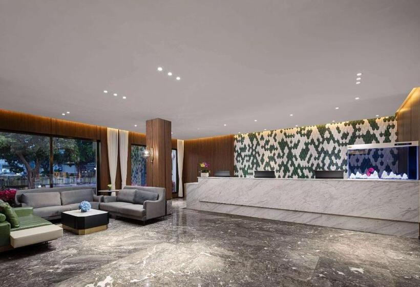 فندق Days Inn By Wyndham Hainan Sanya Bay