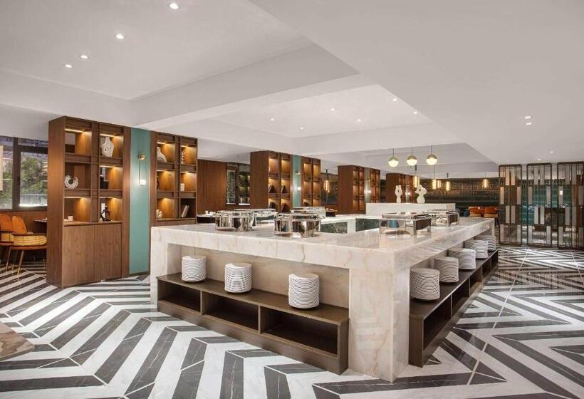 فندق Days Inn By Wyndham Hainan Sanya Bay