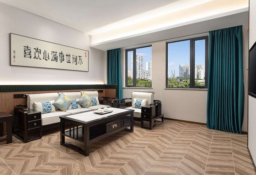 בית מלון כפרי Days Inn By Wyndham Hainan Sanya Bay