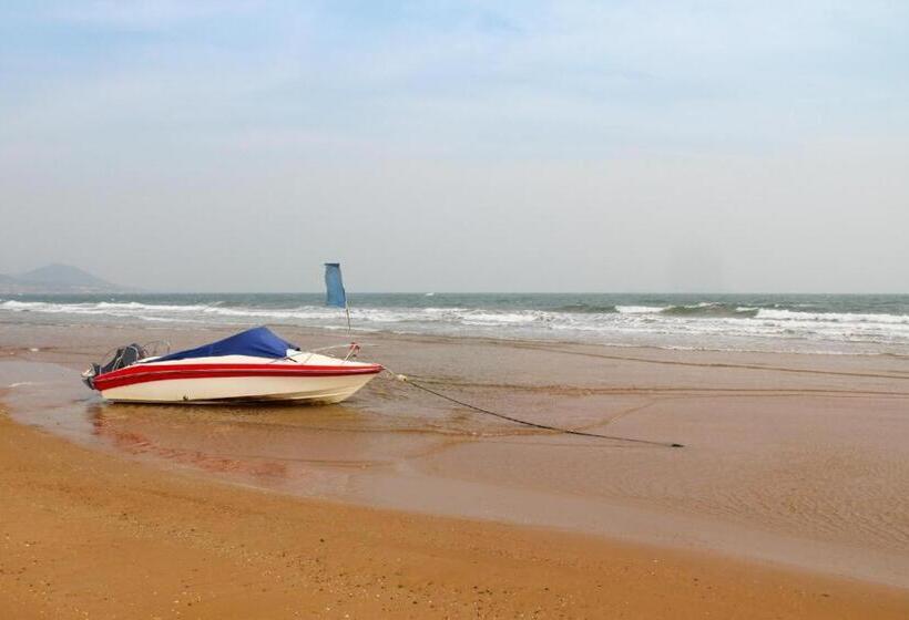 Отель Hi Inn Qingdao Taishan Road Metro Station