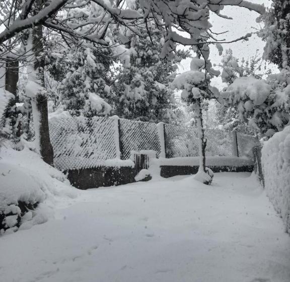 Отель Himalayas By The Lake Hill