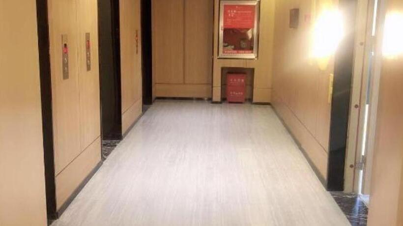 호텔 Iu Hote Guiyang Olympic Sports Center Huarun Wanxianghui