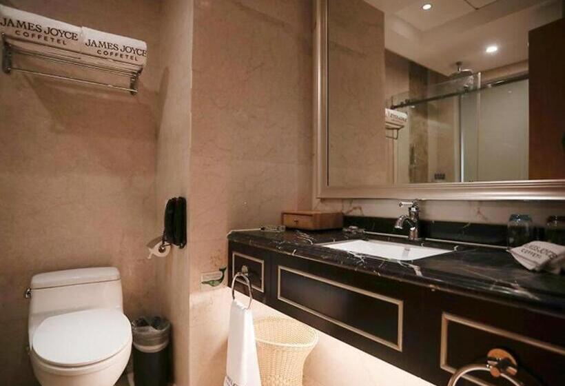 هتل James Joyce Coffetel Nanchang Railway Station Wanguo International