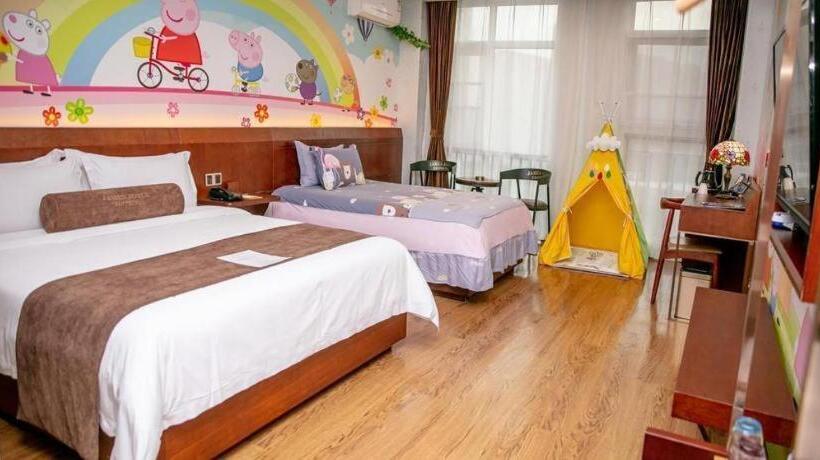 Hotel James Joyce Coffetel Wuhan Huanlegu Renhe Road Subway Station