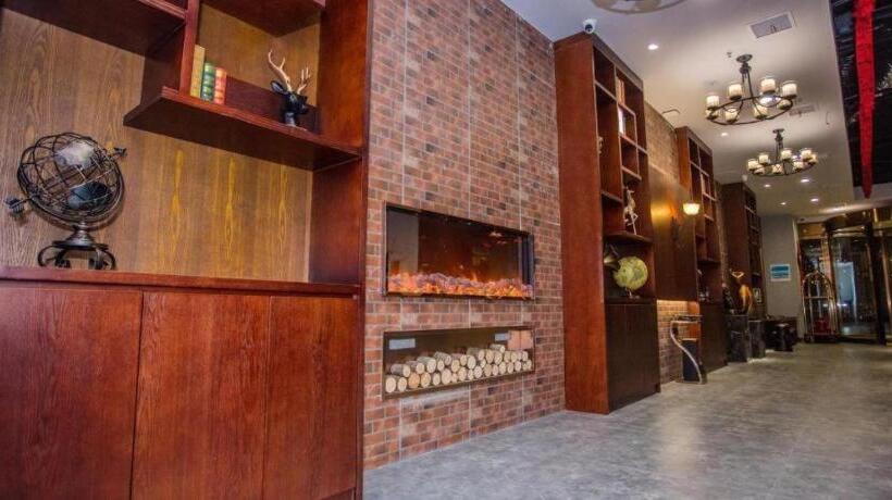 Hotel James Joyce Coffetel Wuhan Huanlegu Renhe Road Subway Station