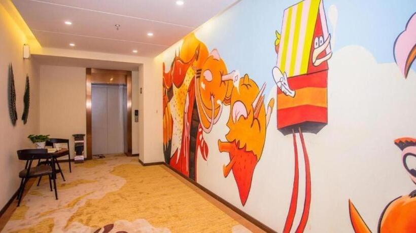 Hotel James Joyce Coffetel Wuhan Huanlegu Renhe Road Subway Station
