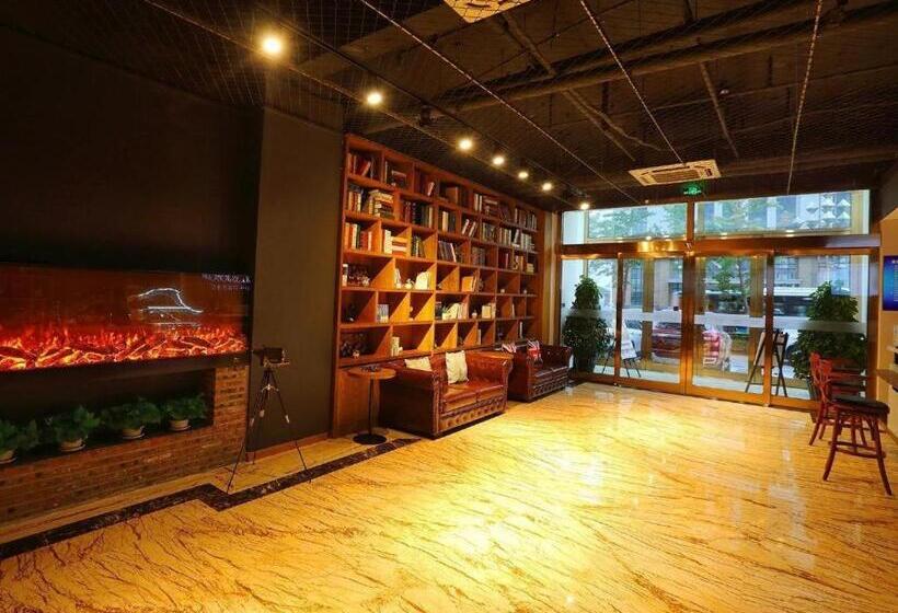 هتل James Joyce Coffetel·shenyang North Railway Station Shifu Square