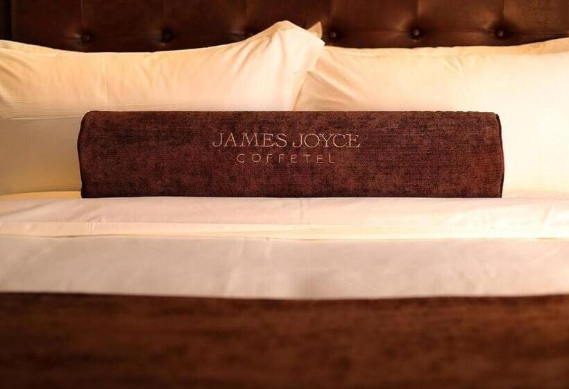 בית מלון כפרי James Joyce Coffetel·shenyang North Railway Station Shifu Square