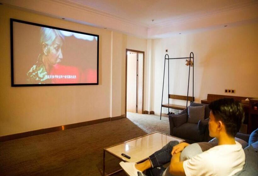 בית מלון כפרי James Joyce Coffetel·yan An Railway Station Northwest Bureau Old Site