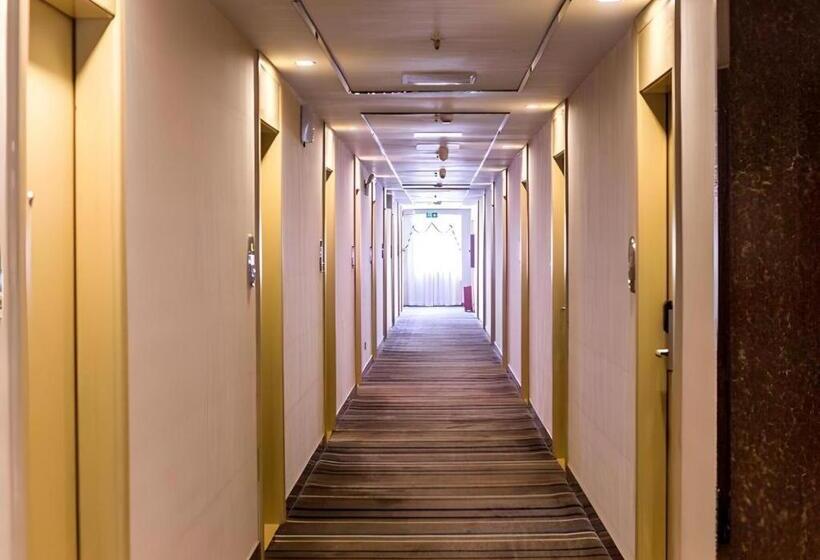 هتل Jtour Inn Zhuhai Xiangzhou Mingzhu Light Rail Station