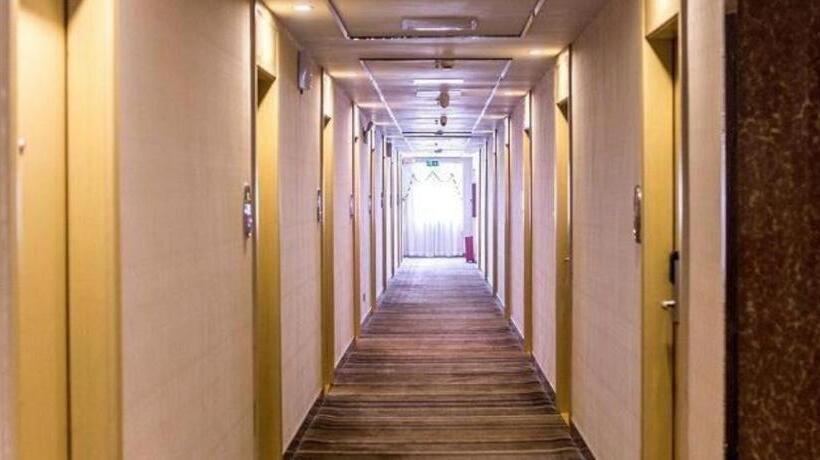 هتل Jtour Inn Zhuhai Xiangzhou Mingzhu Light Rail Station