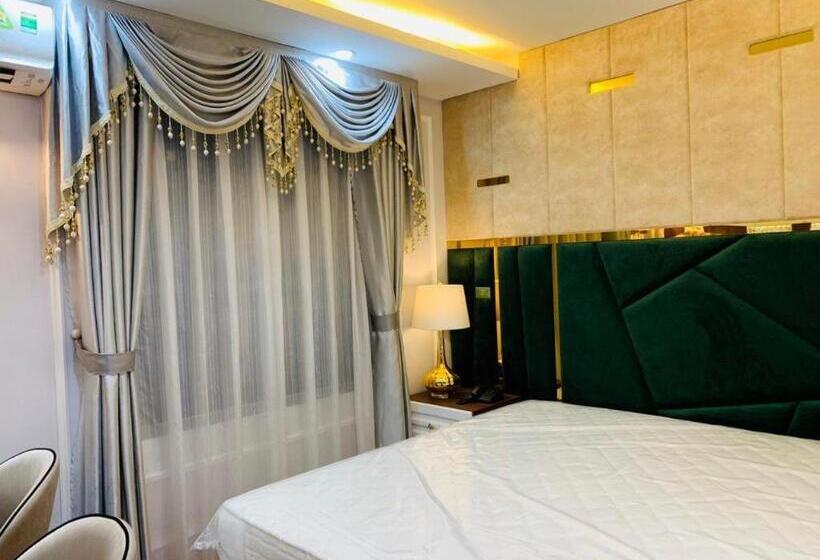 هتل Khach San Thanh Nam