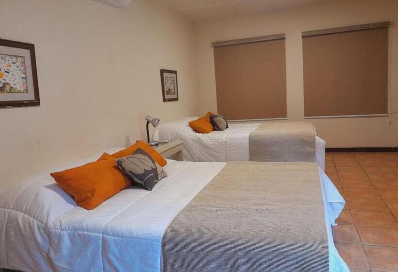 ホテル La Casa De Analu