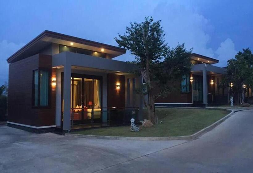 ホテル Nutchana Hill Boutique