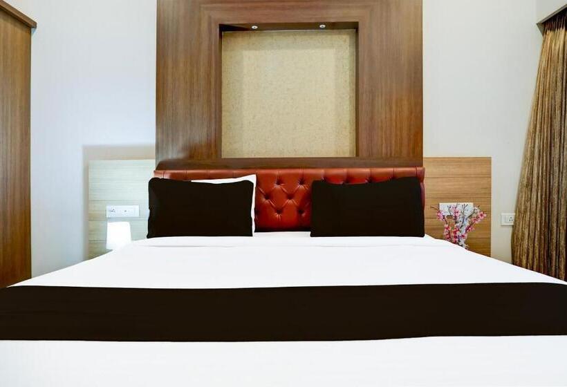 Super Hotel O Aquamarine Suites