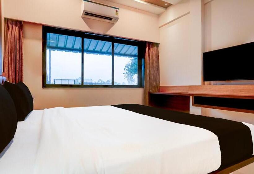 Super Hotel O Aquamarine Suites