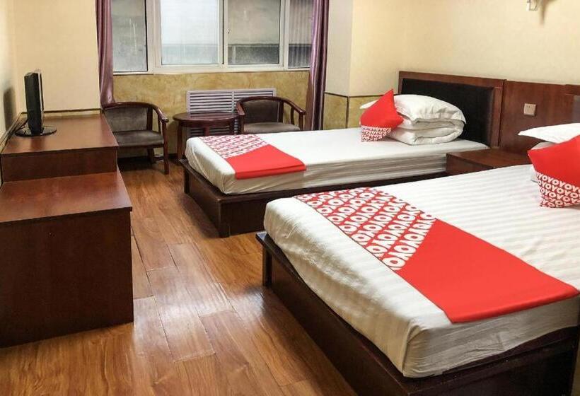 فندق Oyo Huifeng Business