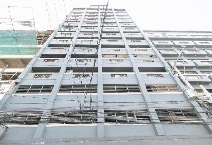 Отель Reddoorz Plus @ Project 6 Quezon City