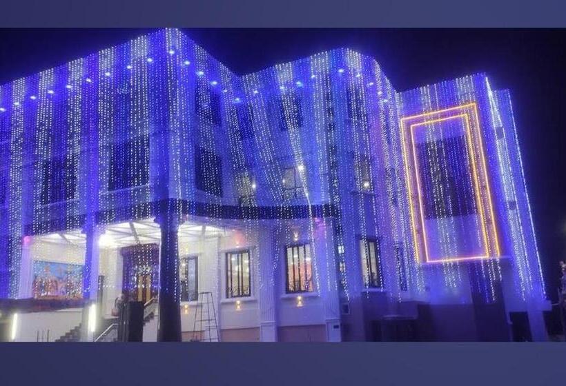 Отель Riya Residency