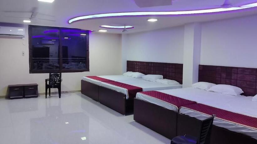 Отель Riya Residency