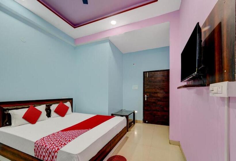 בית מלון כפרי The Imperial Inn