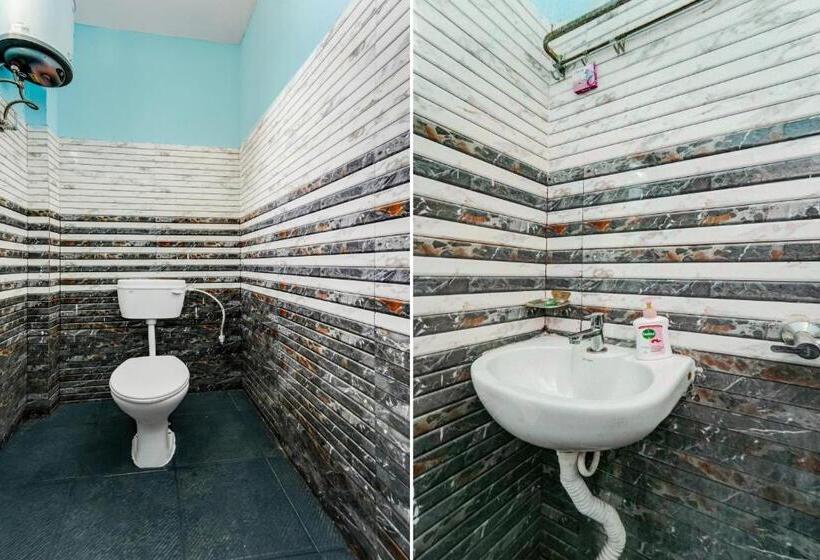 בית מלון כפרי The Imperial Inn