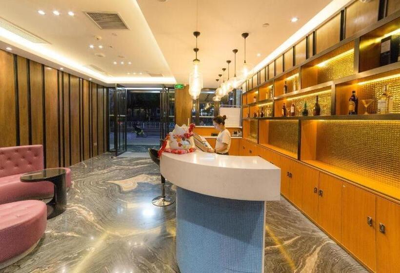 Отель Zmax Guangzhou Jiangtai Road Metro Station