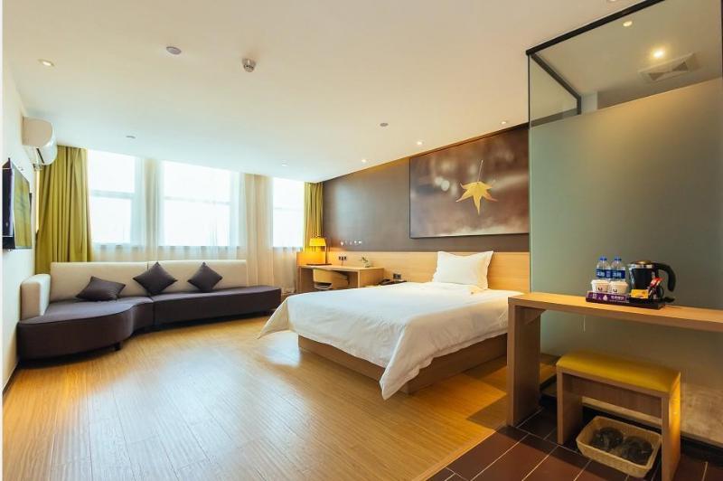 Iu Hotel Zhengzhou Erqi Wanda Plaza Daxue Road Branch