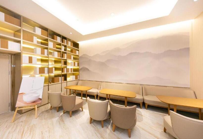 Ji Hotel Nanjing Zhujiang Road Beimen Bridge