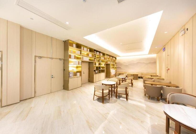 Ji Hotel Nanjing Zhujiang Road Beimen Bridge