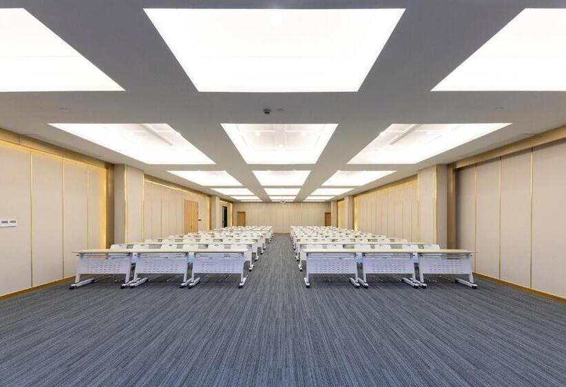 Ji Hotel Shanghai Nanxiang Guyi Garden