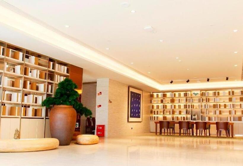 Ji Hotel Xiamen South Tongan Huancheng Road