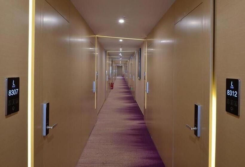 Lavande Hotel Wuhan Huazhong Normal University Guangbutun Metro Station