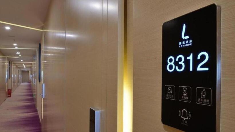 Lavande Hotel Wuhan Huazhong Normal University Guangbutun Metro Station