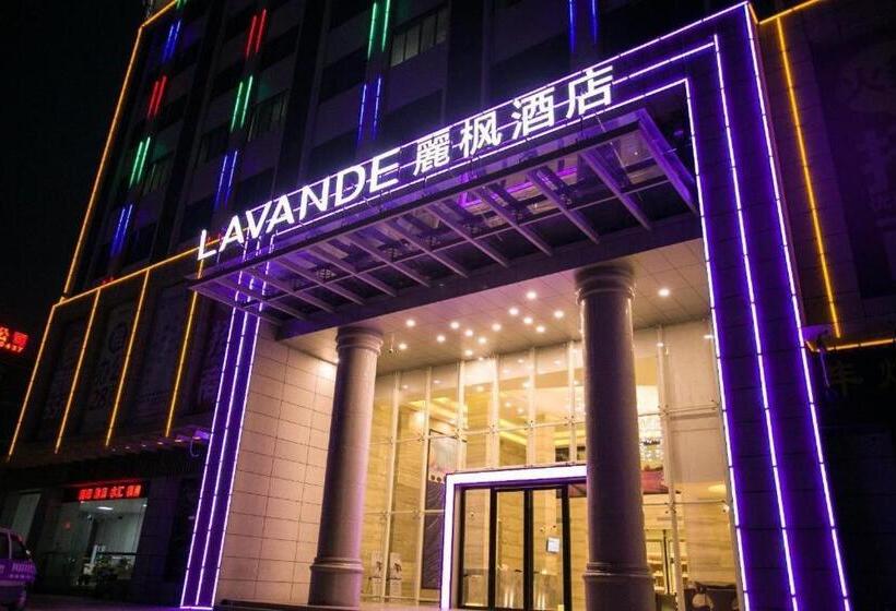 Lavande Hotels Guangzhou Jiahe Wanggang Metro Station Junhe Avenue